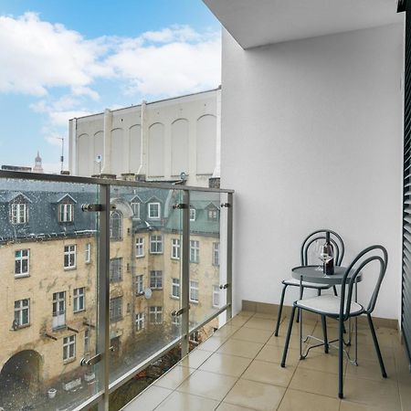 Apartament Black & White Mostowa By Renters ポズナン エクステリア 写真