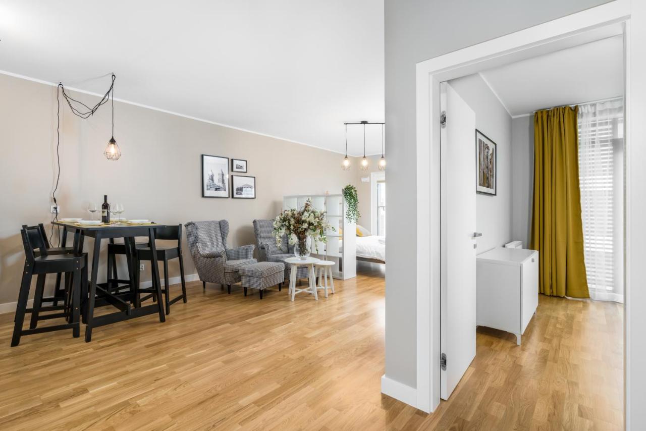 Apartament Black & White Mostowa By Renters ポズナン エクステリア 写真